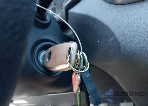 2017 Kia Sorento 2.4L L из США, поврежденный, VIN 5XYPG4A35HG191611